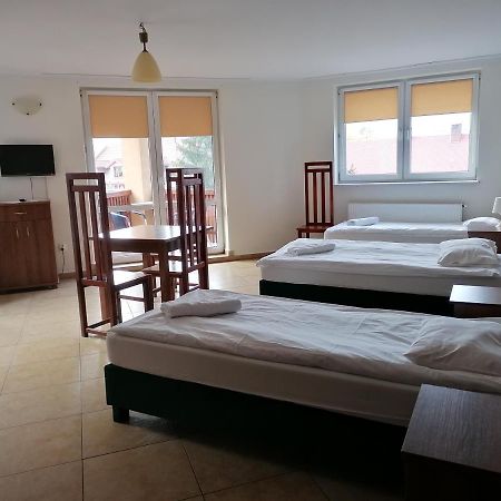 Pensjonat Telimena Hotel Zwierzyniec Buitenkant foto