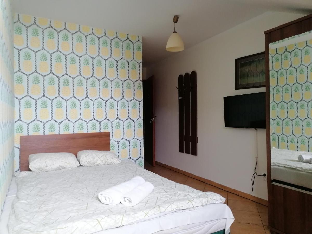 Pensjonat Telimena Hotel Zwierzyniec Buitenkant foto