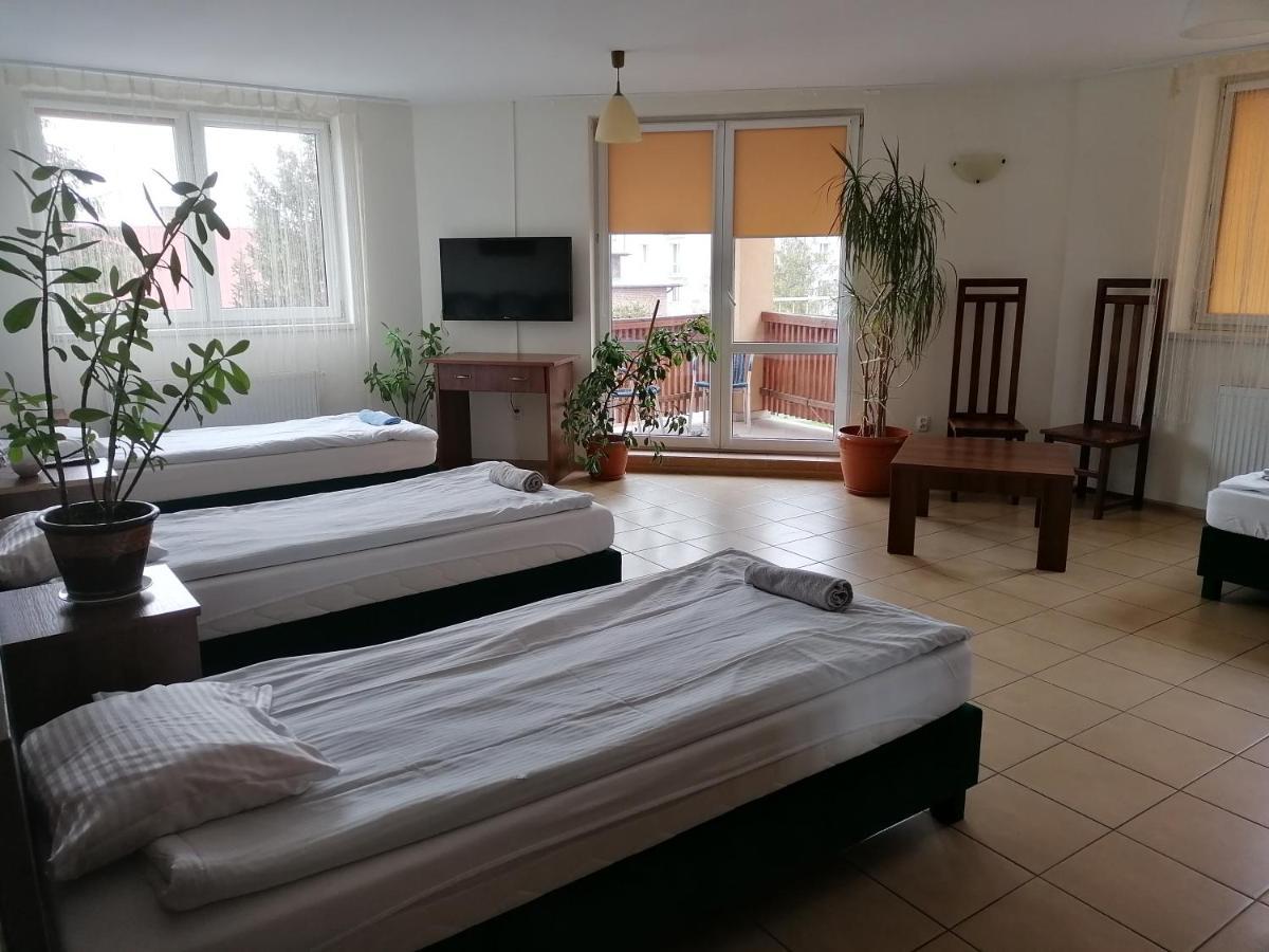Pensjonat Telimena Hotel Zwierzyniec Buitenkant foto