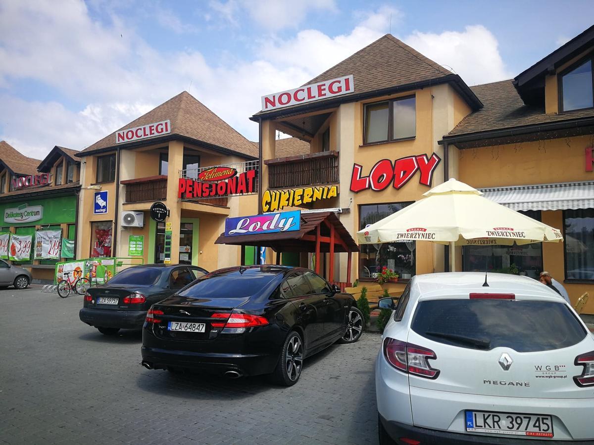 Pensjonat Telimena Hotel Zwierzyniec Buitenkant foto